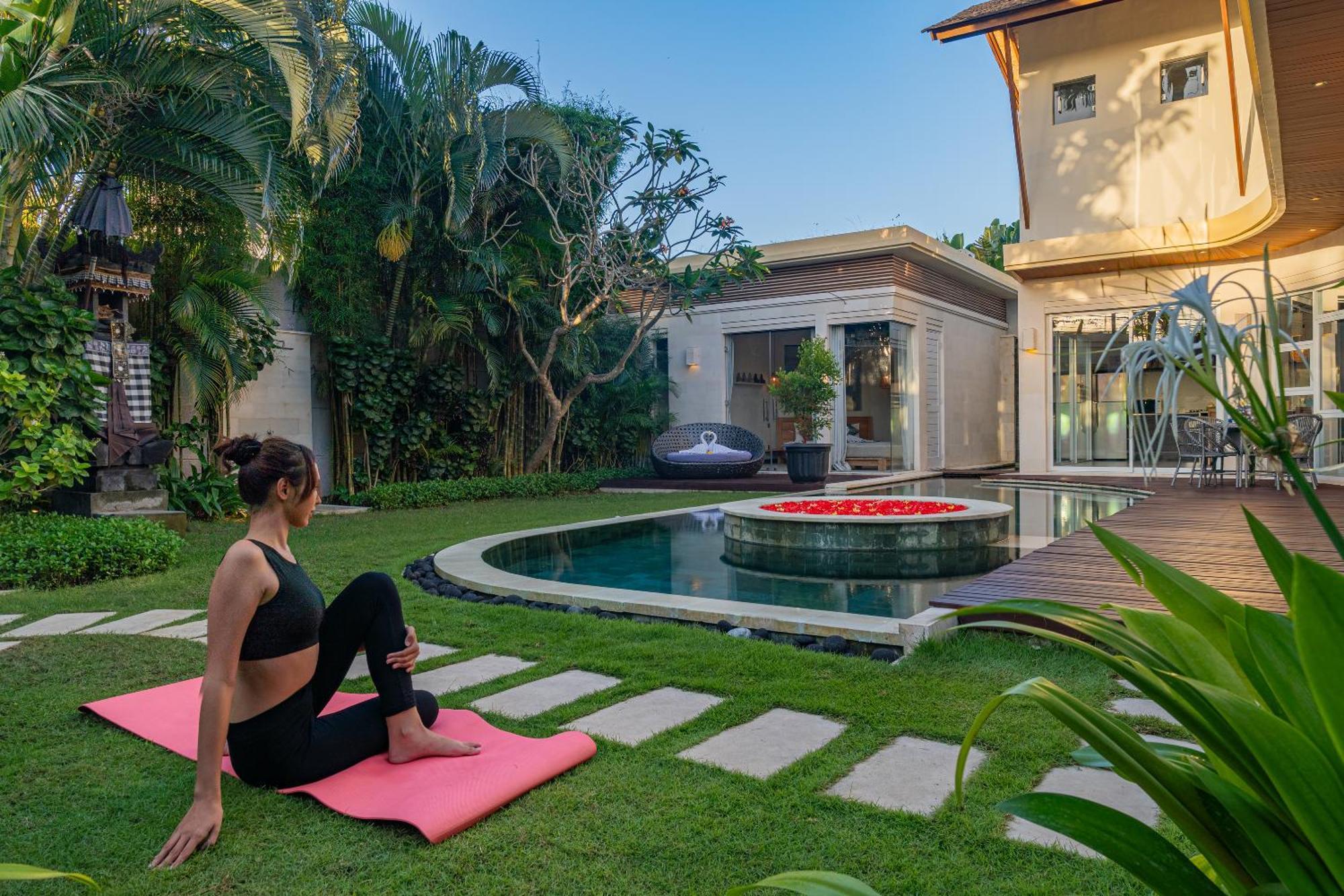 Luxury - Villa K - Central Seminyak Экстерьер фото