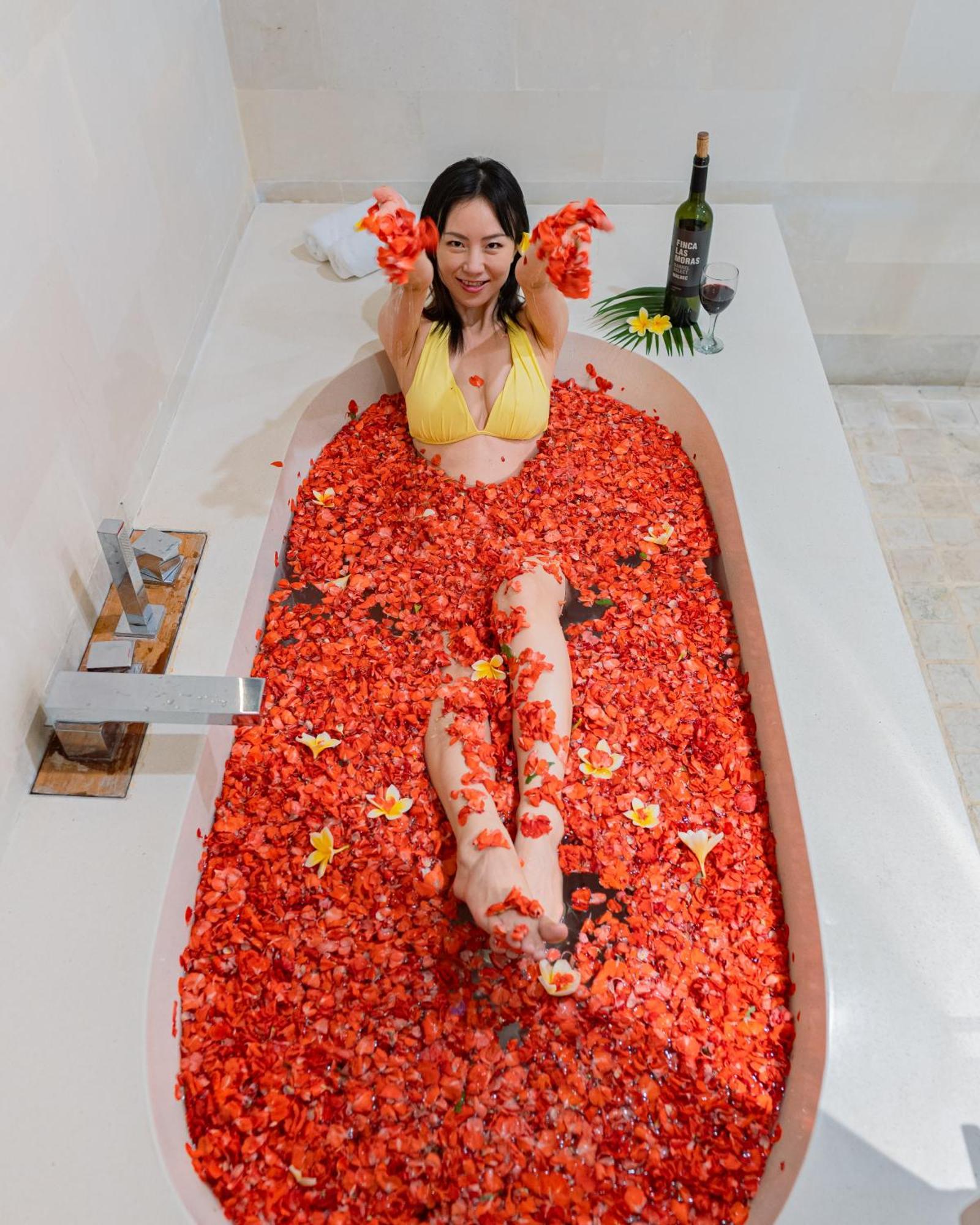 Luxury - Villa K - Central Seminyak Экстерьер фото